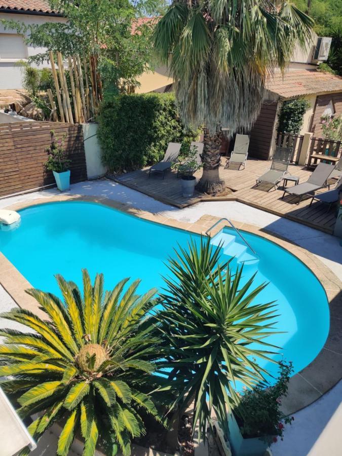 Hotel Le Medieval Aigues-Mortes Luaran gambar