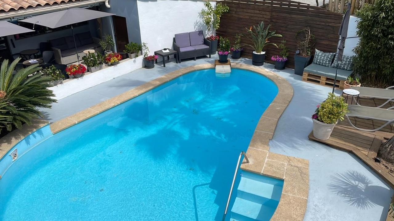 Hotel Le Medieval Aigues-Mortes Luaran gambar