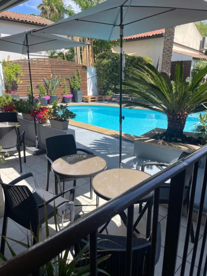 Hotel Le Medieval Aigues-Mortes Luaran gambar
