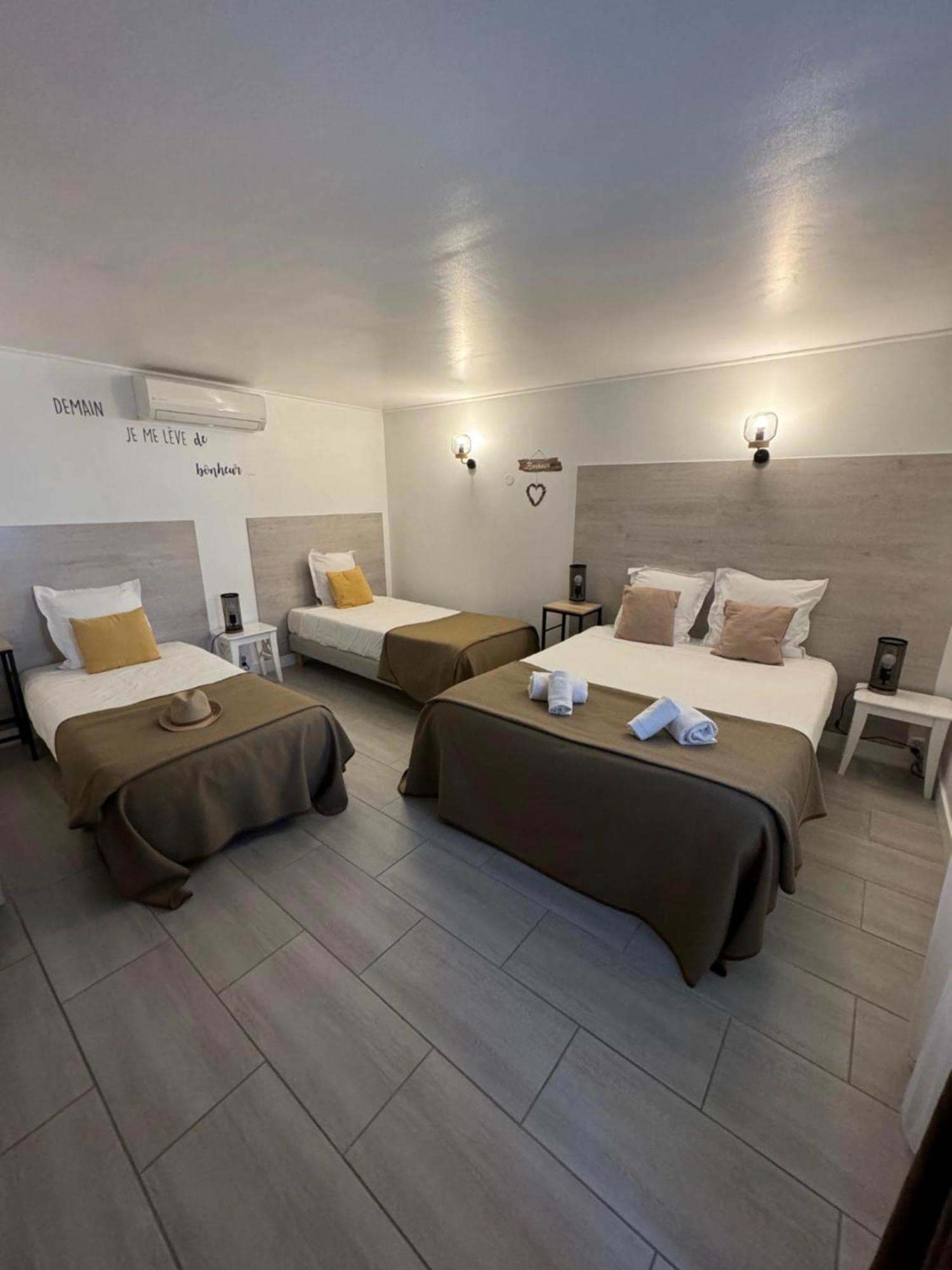 Hotel Le Medieval Aigues-Mortes Luaran gambar