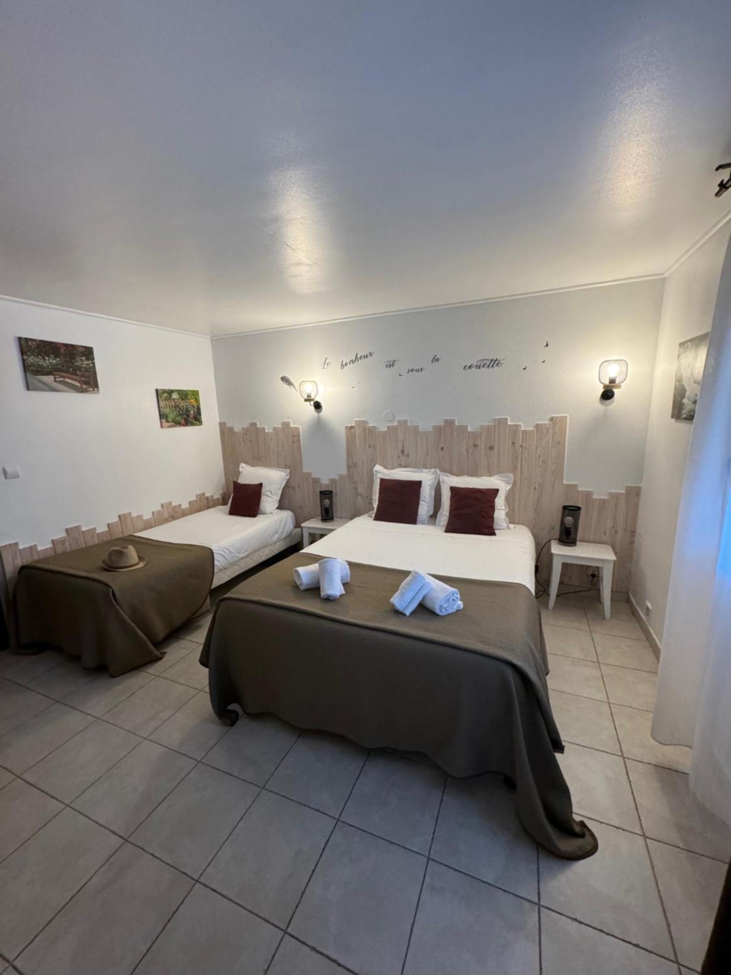 Hotel Le Medieval Aigues-Mortes Luaran gambar